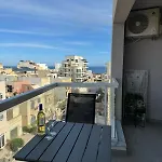 Luxury & Modern Two Bedroom * Марсаскала