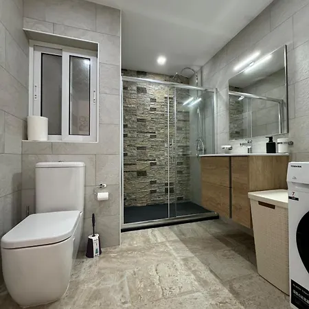 Luxury & Modern Two Bedroom Apartment Marsaskala